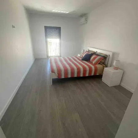 Flat Spacious And Tidy - Close Stadium Wifiac * Tondela