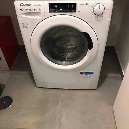 Apartman Flat Spacious And Tidy - Close Stadium Wifiac *