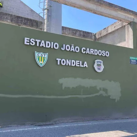 Flat Spacious And Tidy - Close Stadium Wifiac * Tondela